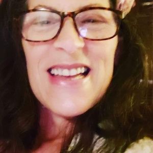 Meet your Posher, Cristina